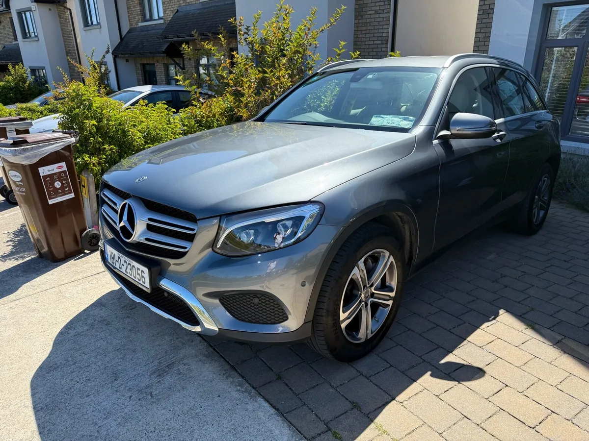 Mercedes-Benz GLC Class 220D 4Matic 5DR (2018) - Image 1