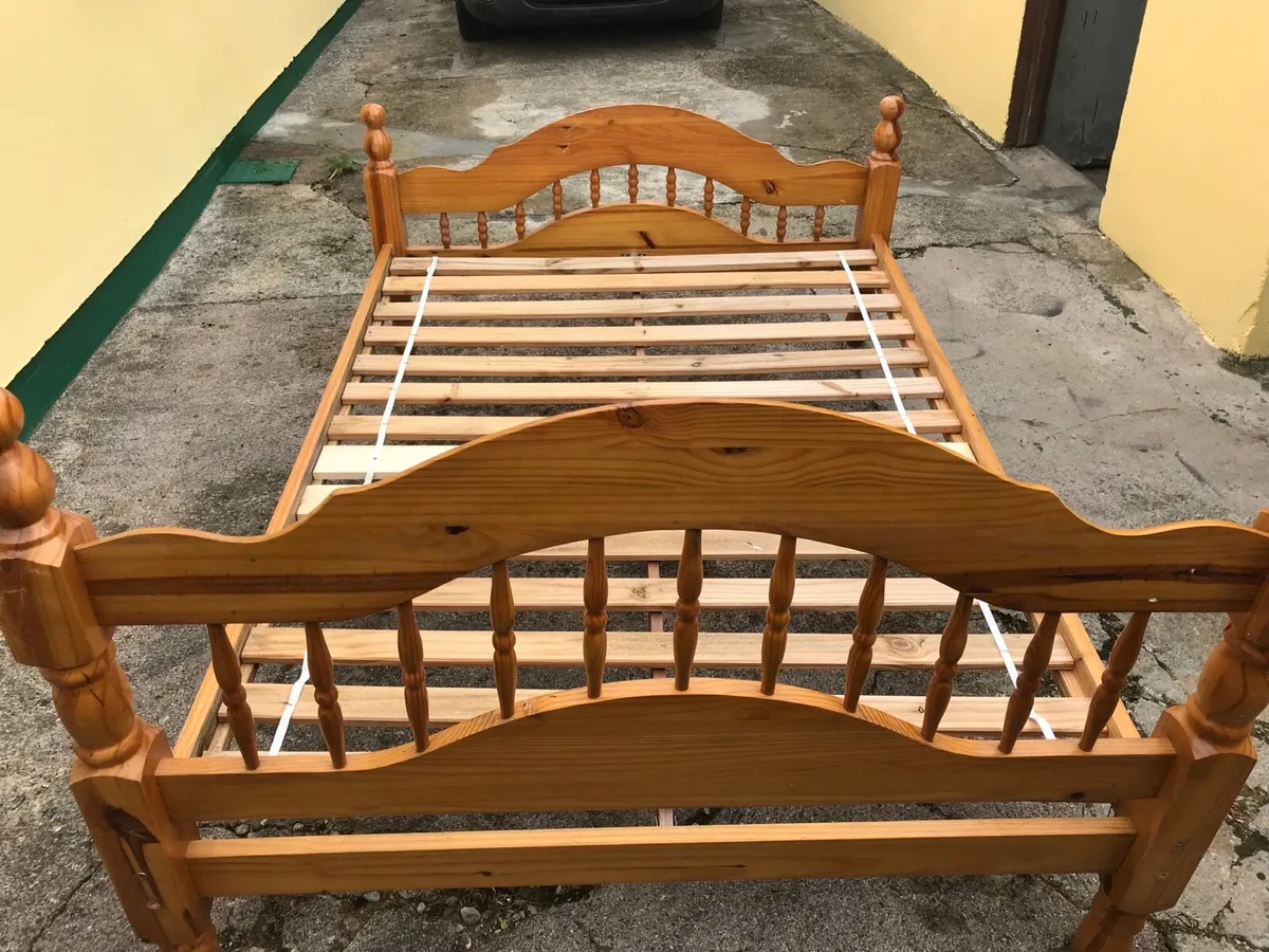 Double bed frame - Image 1