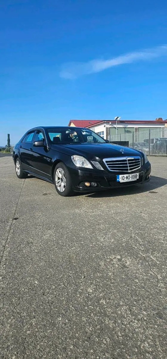 Mercedess Benz E Class 2010 - Image 1