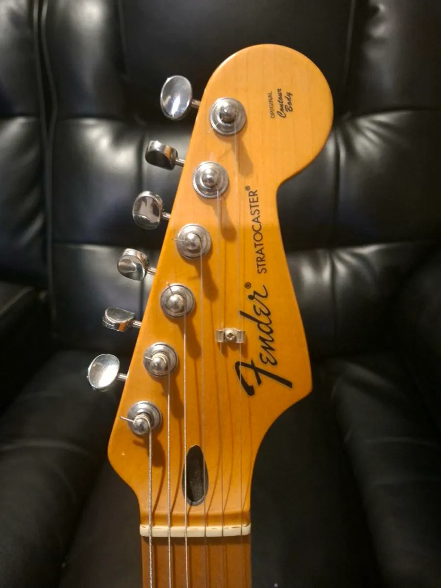 Fender MIM Strat w/Fender USA Pickups - Image 4