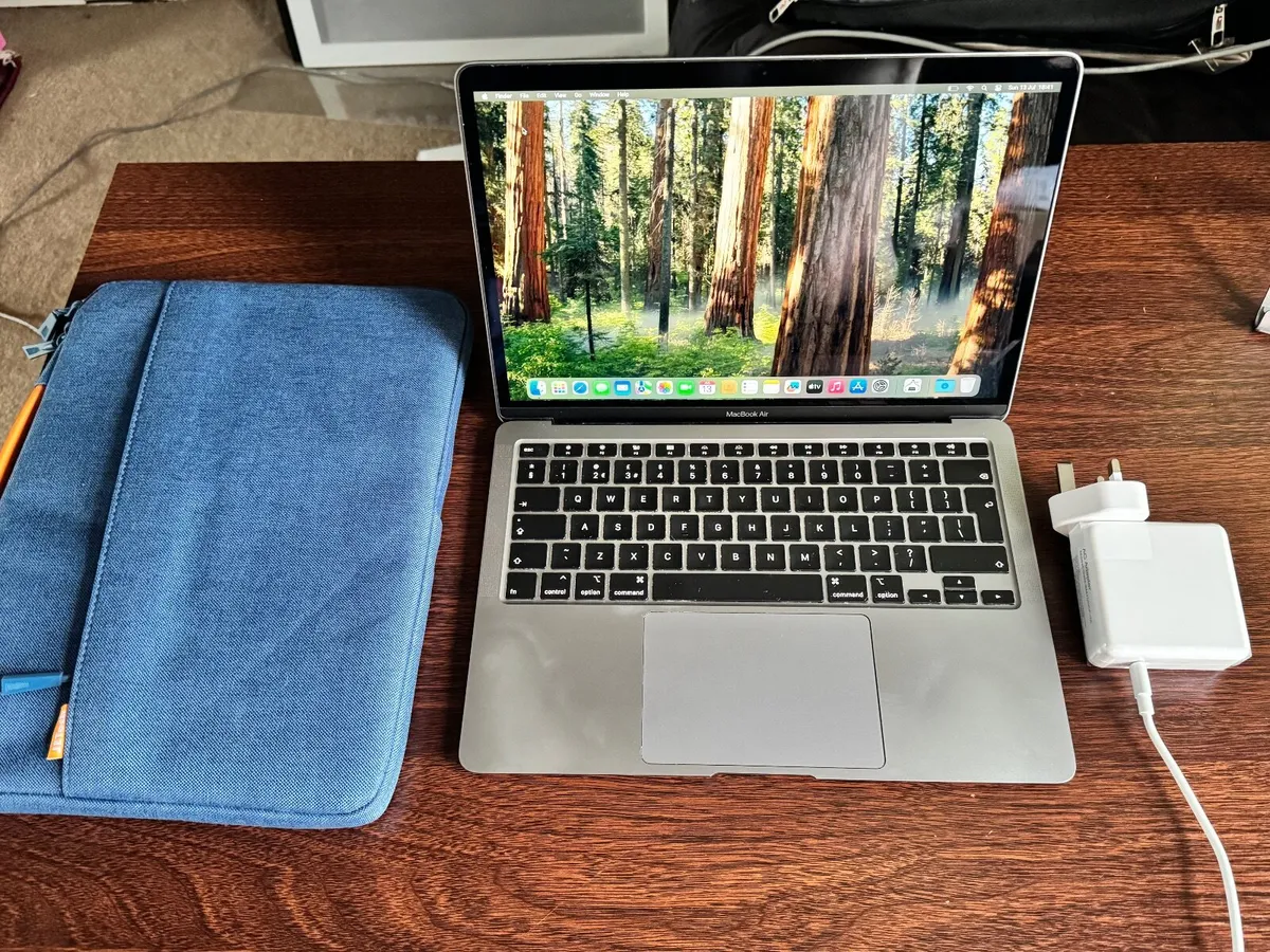 Apple MacBook Air Sequoia & JTECH Case - Image 1
