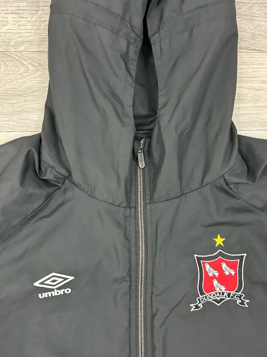 Umbro Dundalk FC Full Zip Jacket Mens Large - Image 3