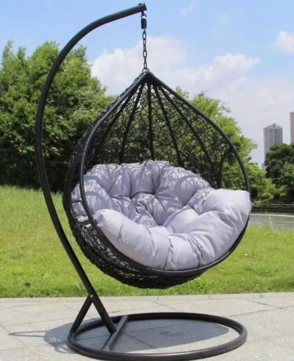 Egg chair Brand New - Image 2