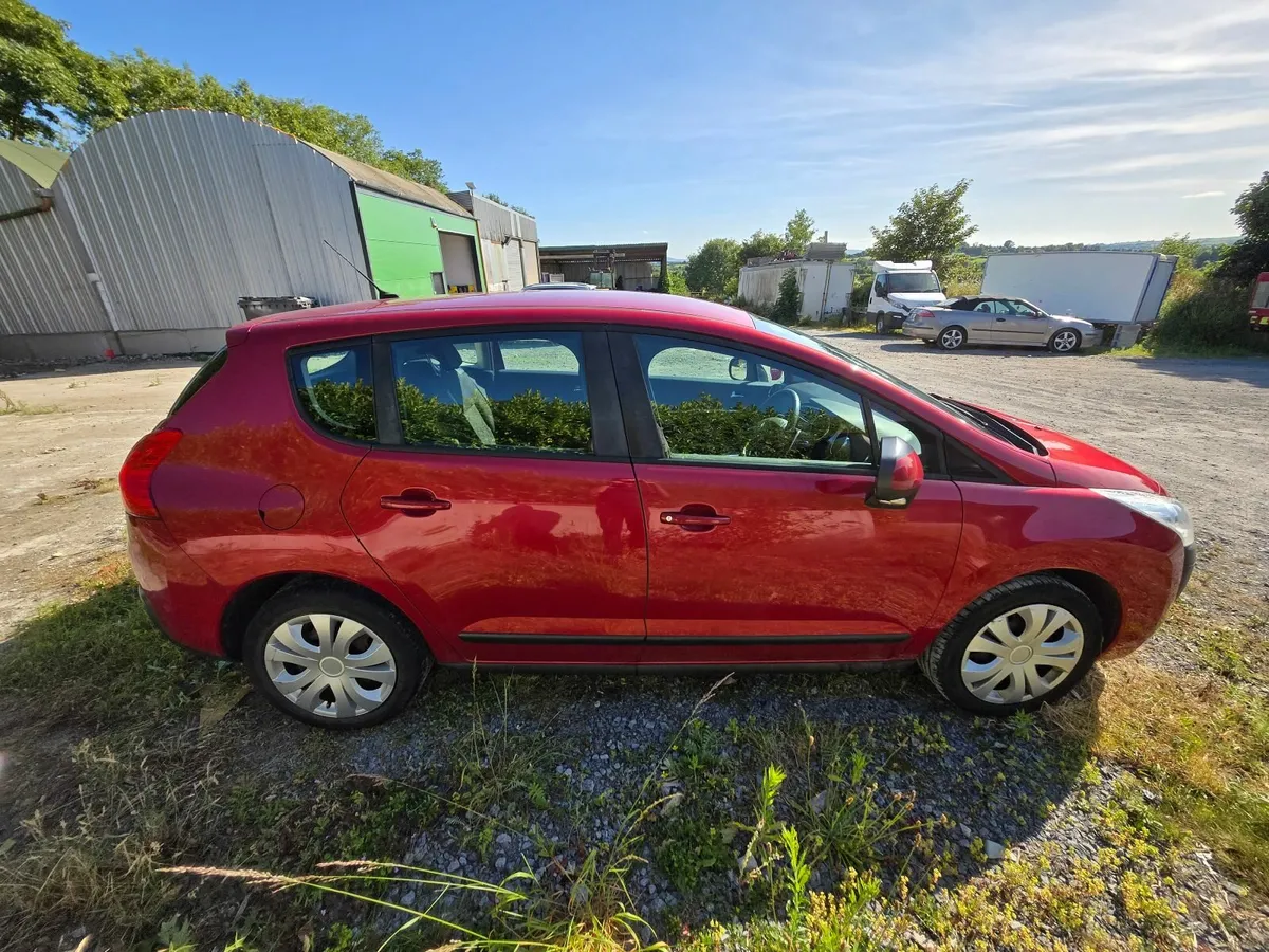 Peugeot 3008 2011 - Image 4