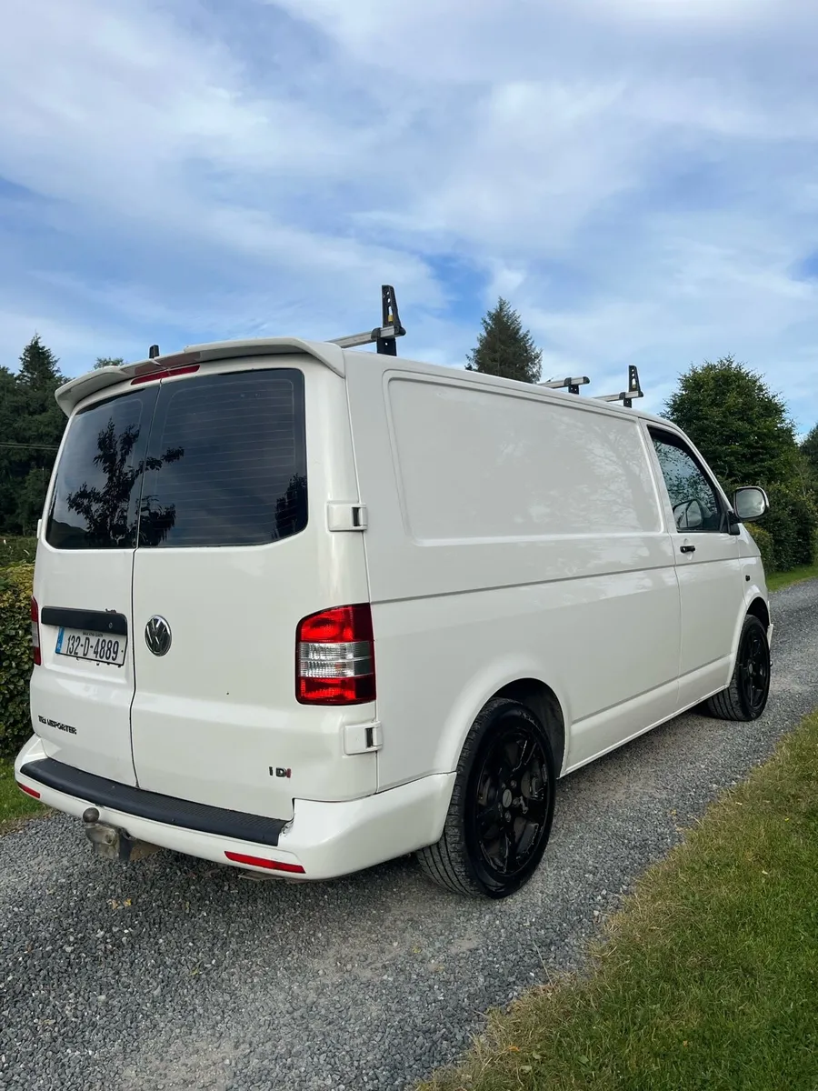 Volkswagen Transporter - Image 3