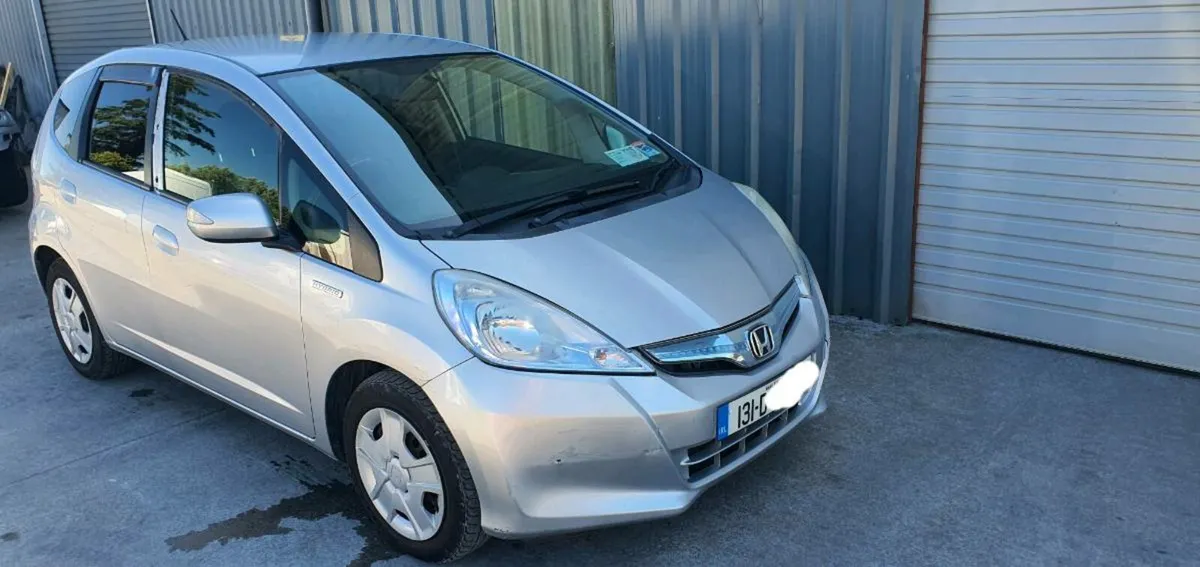 131 HONDA FIT HYBRID - Image 1