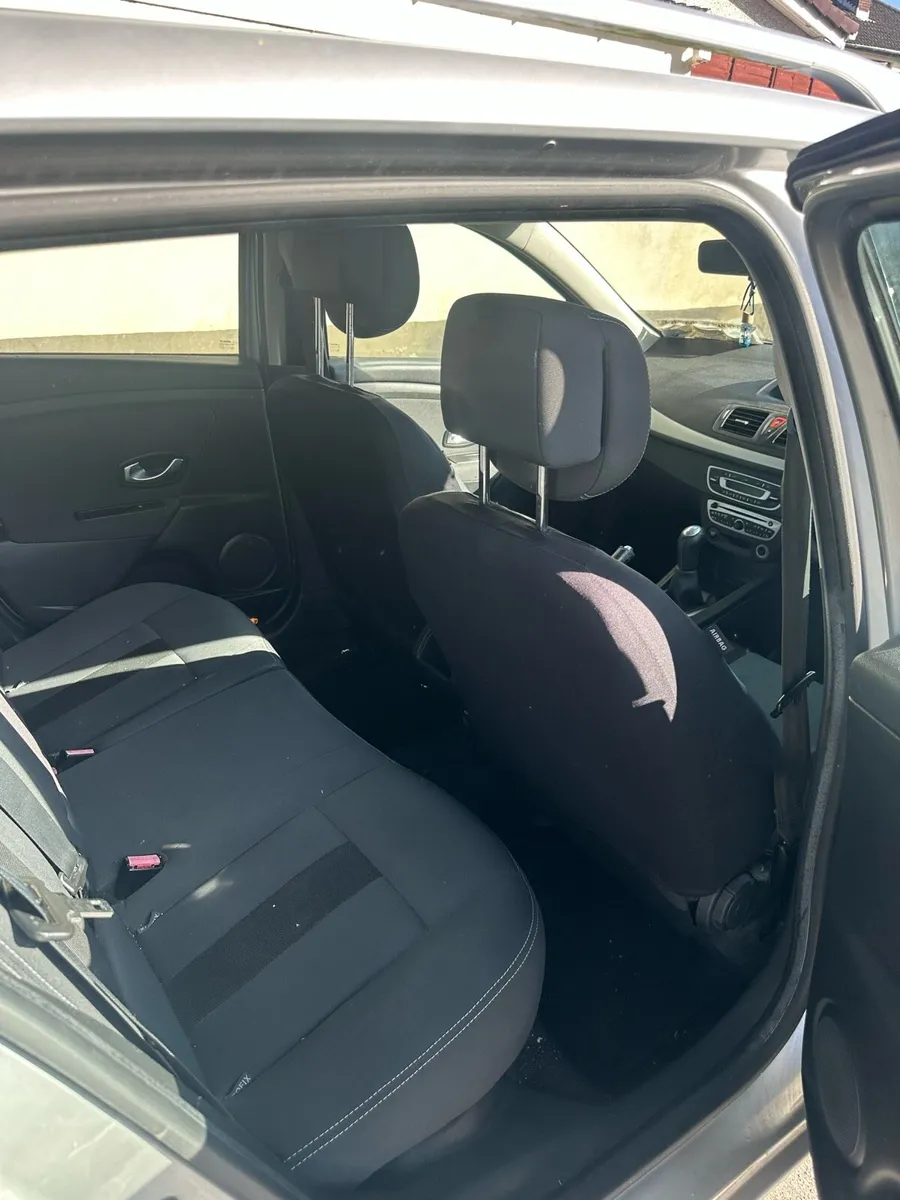 Renault megane estate - Image 4