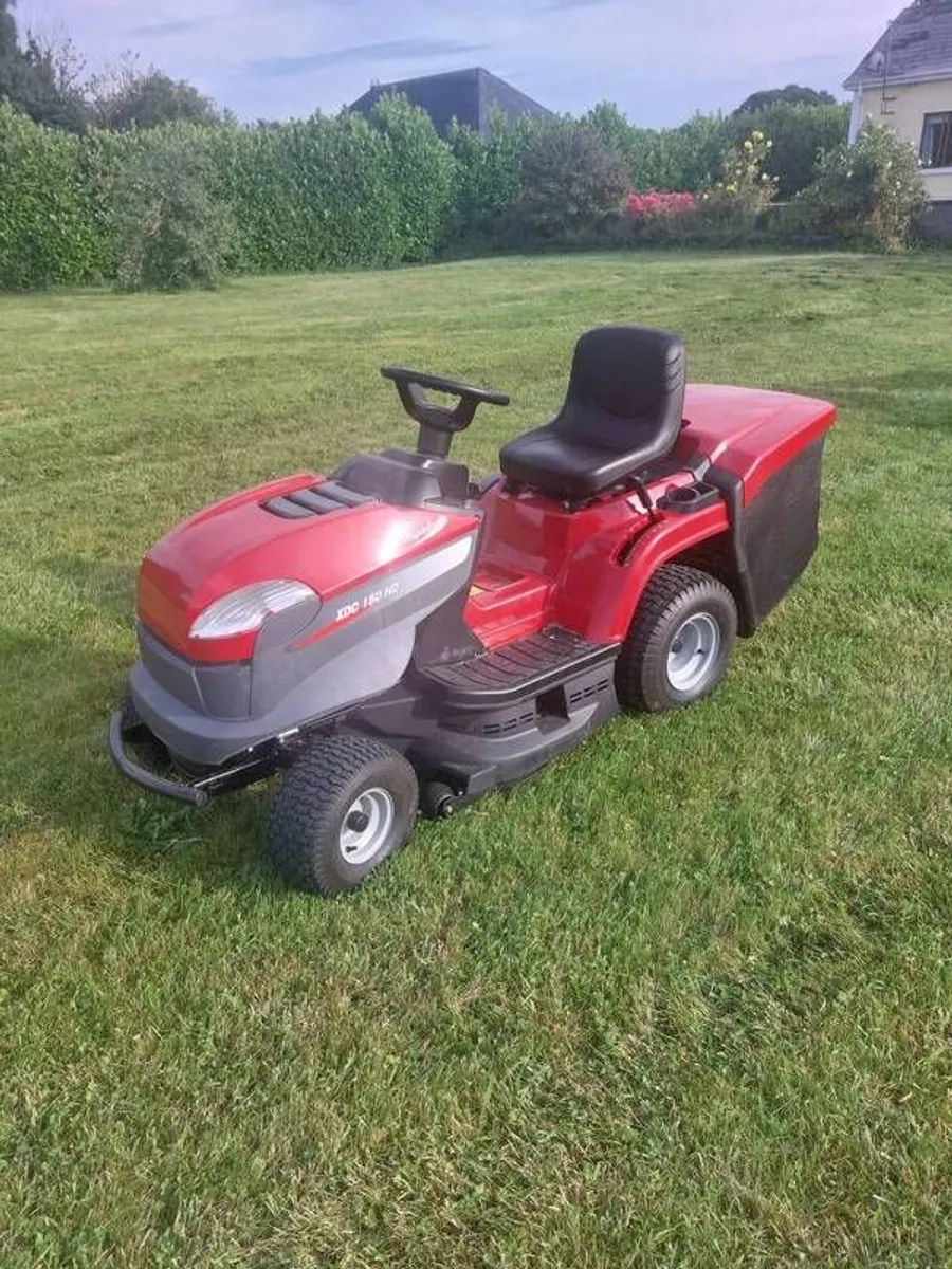 ride on lawn mower - Image 1