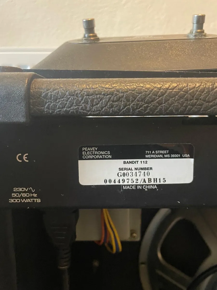 Electric Guitar Amp - Image 1