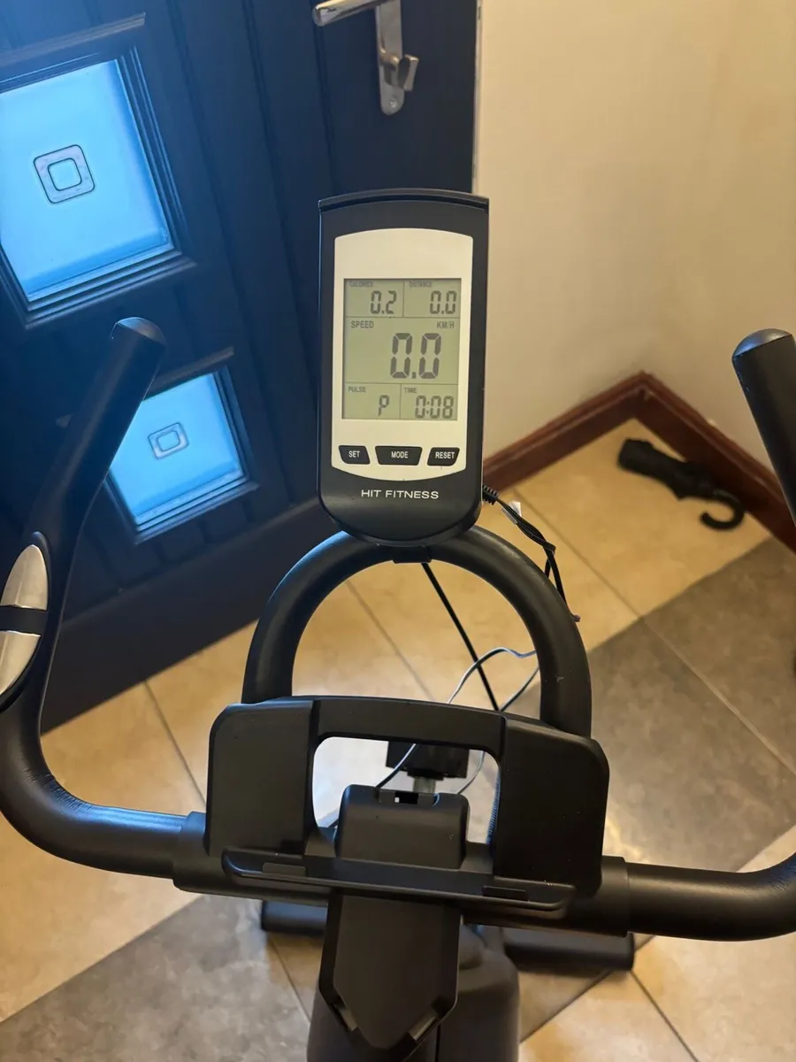Exercise bike - Image 4