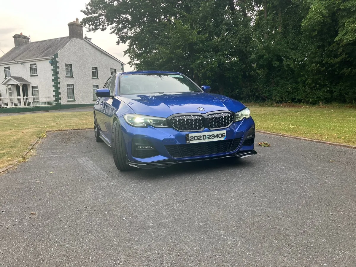 BMW 3-Series 2020 - Image 2