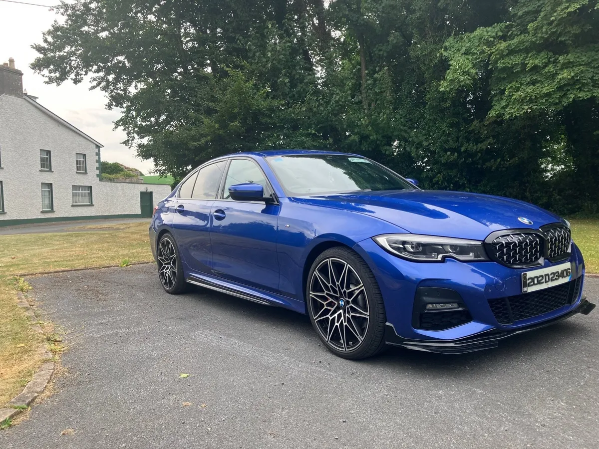 BMW 3-Series 2020 - Image 4