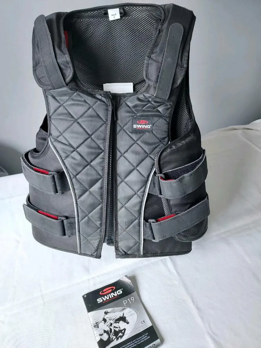 Horse riding back protector, boots, leggings & top - Image 1
