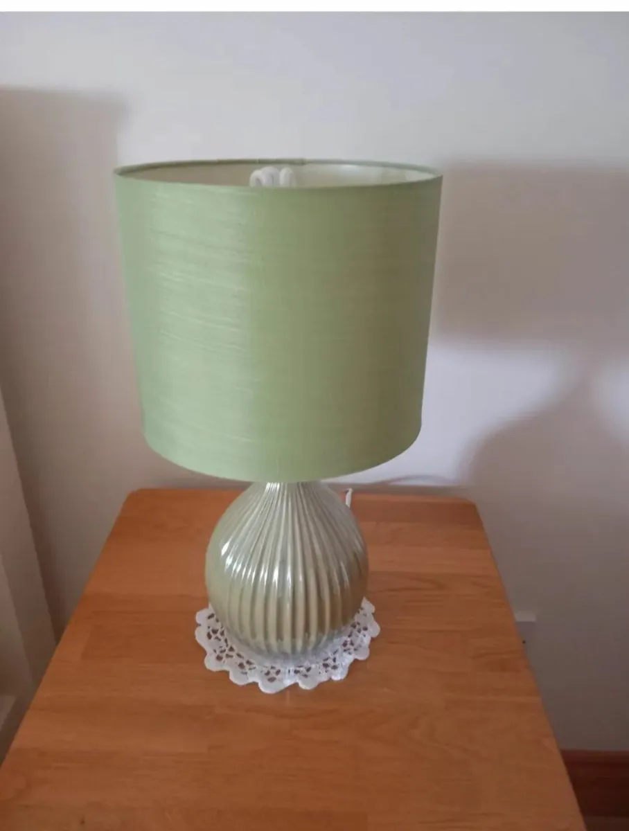 Bedroom lamps