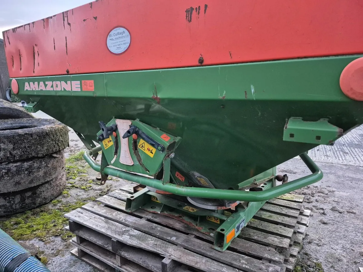 Amazone ZA-X  Perfect Fertiliser Spreader - Image 1