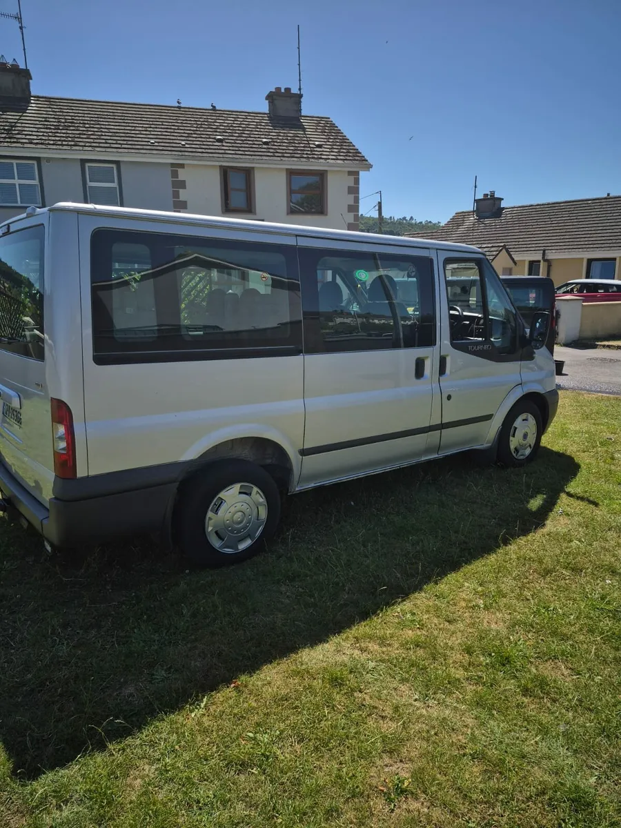 Ford Tourneo - Image 4