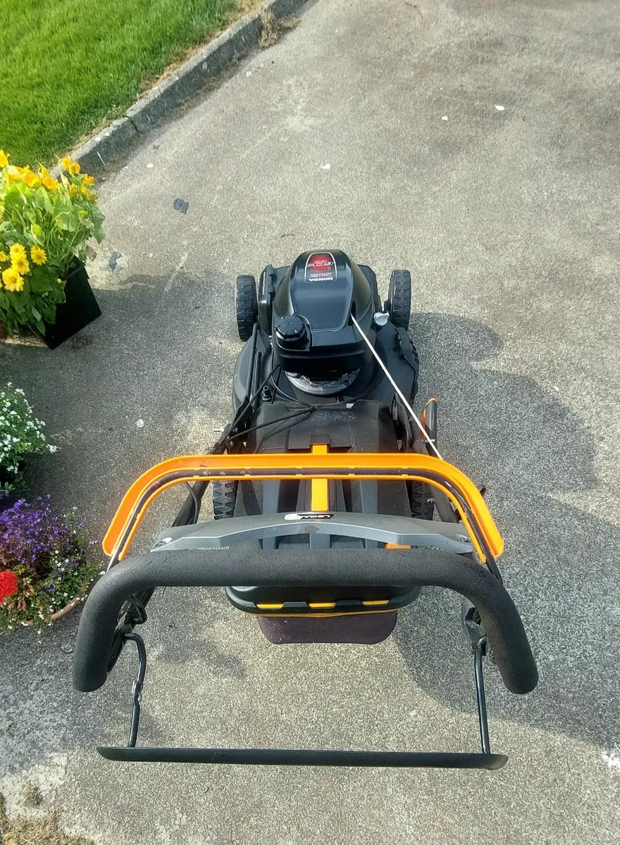 Lawnmower - Image 4