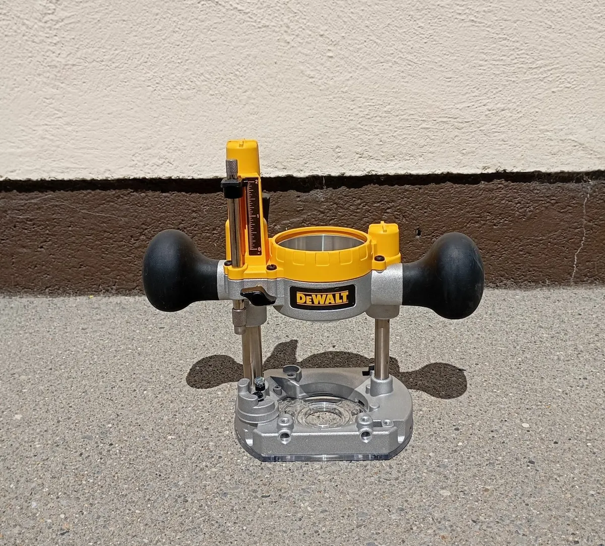 DeWalt Cordless Router (New) - Image 4