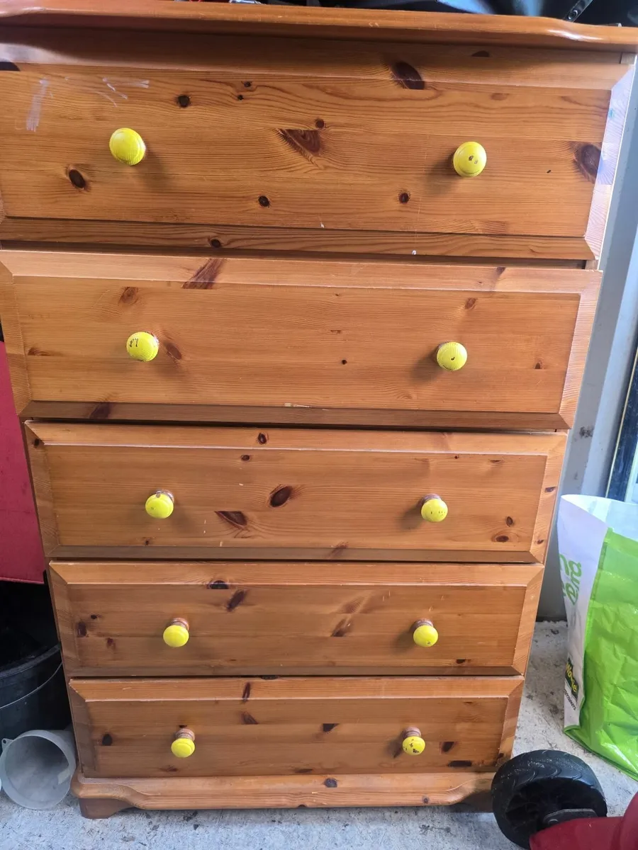 Chest of drawers - Image 2
