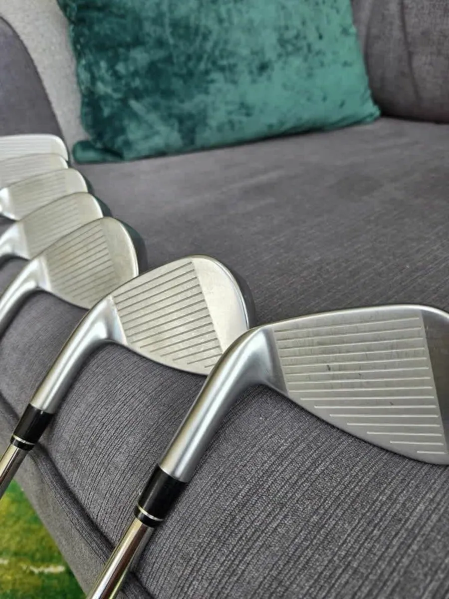 Callaway Apex 2021 used 4-pw, stiff - Image 3