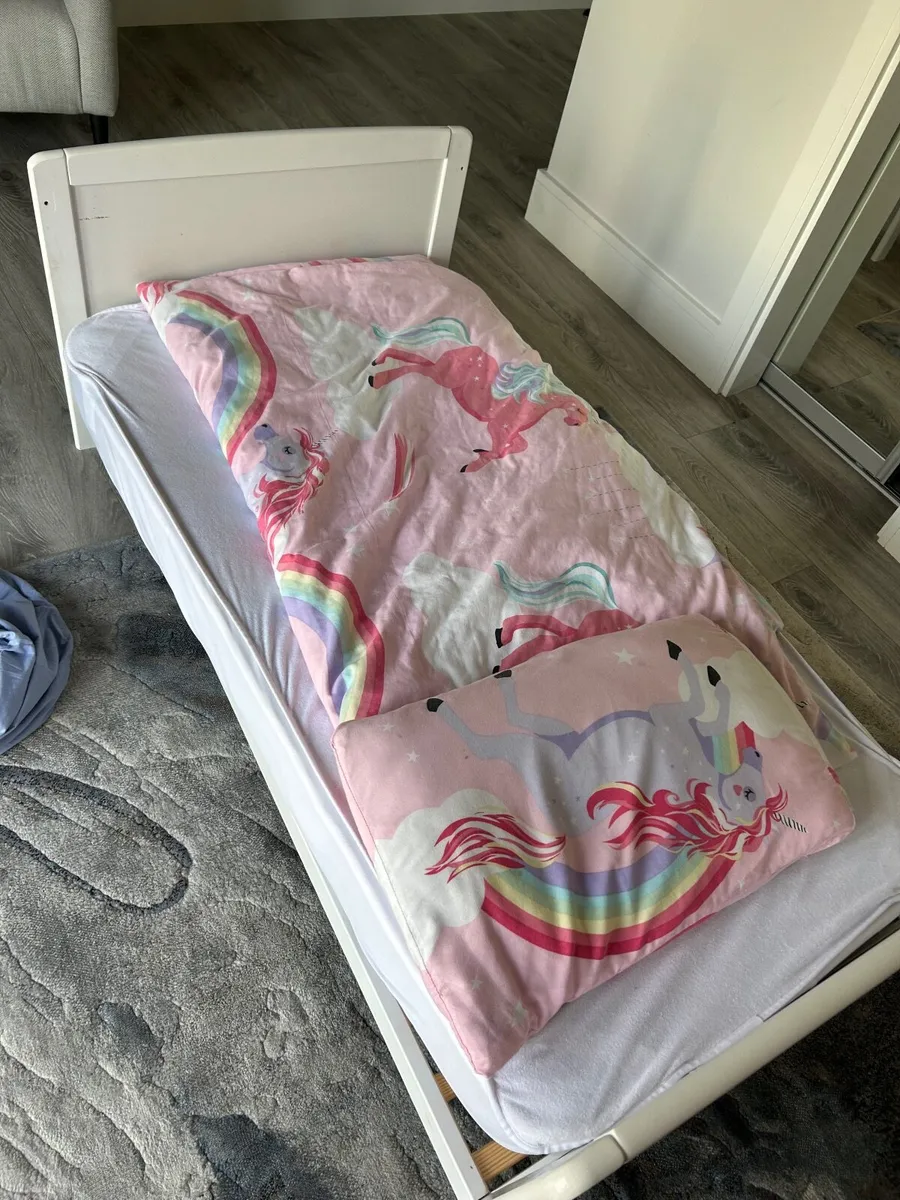 Toddler bed - Image 4