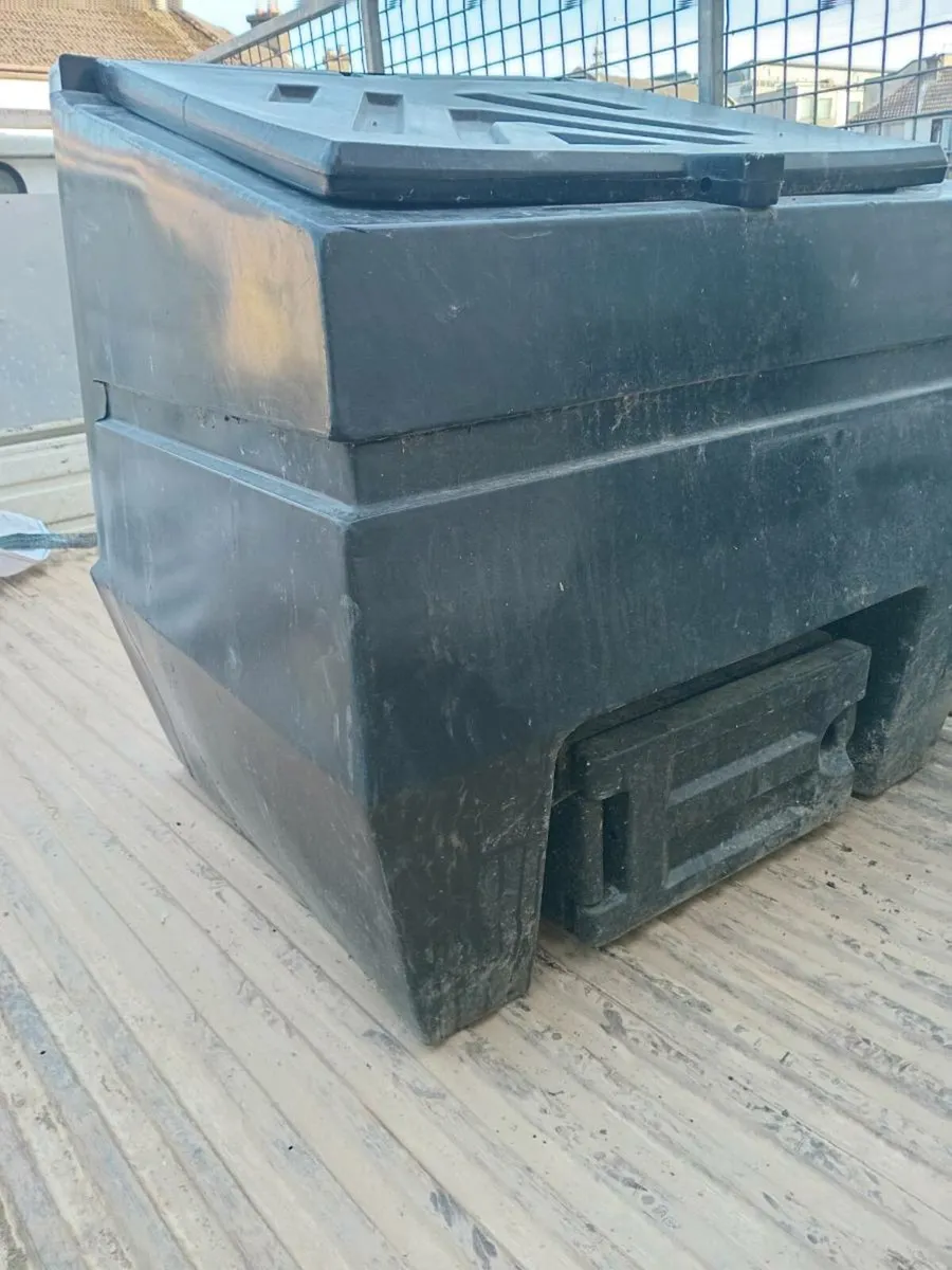 Coal bunker - Image 1