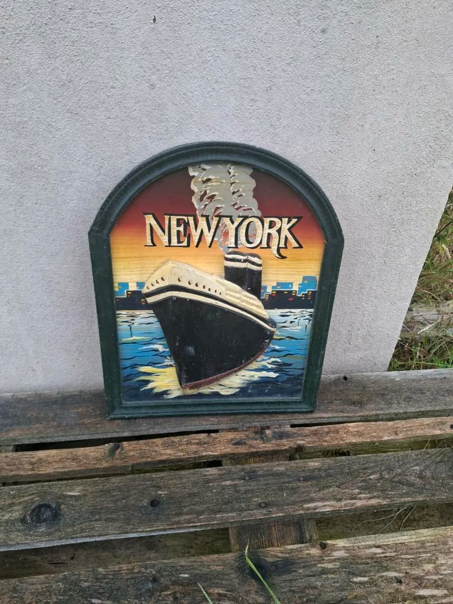 New york 3D wood frame postage possible