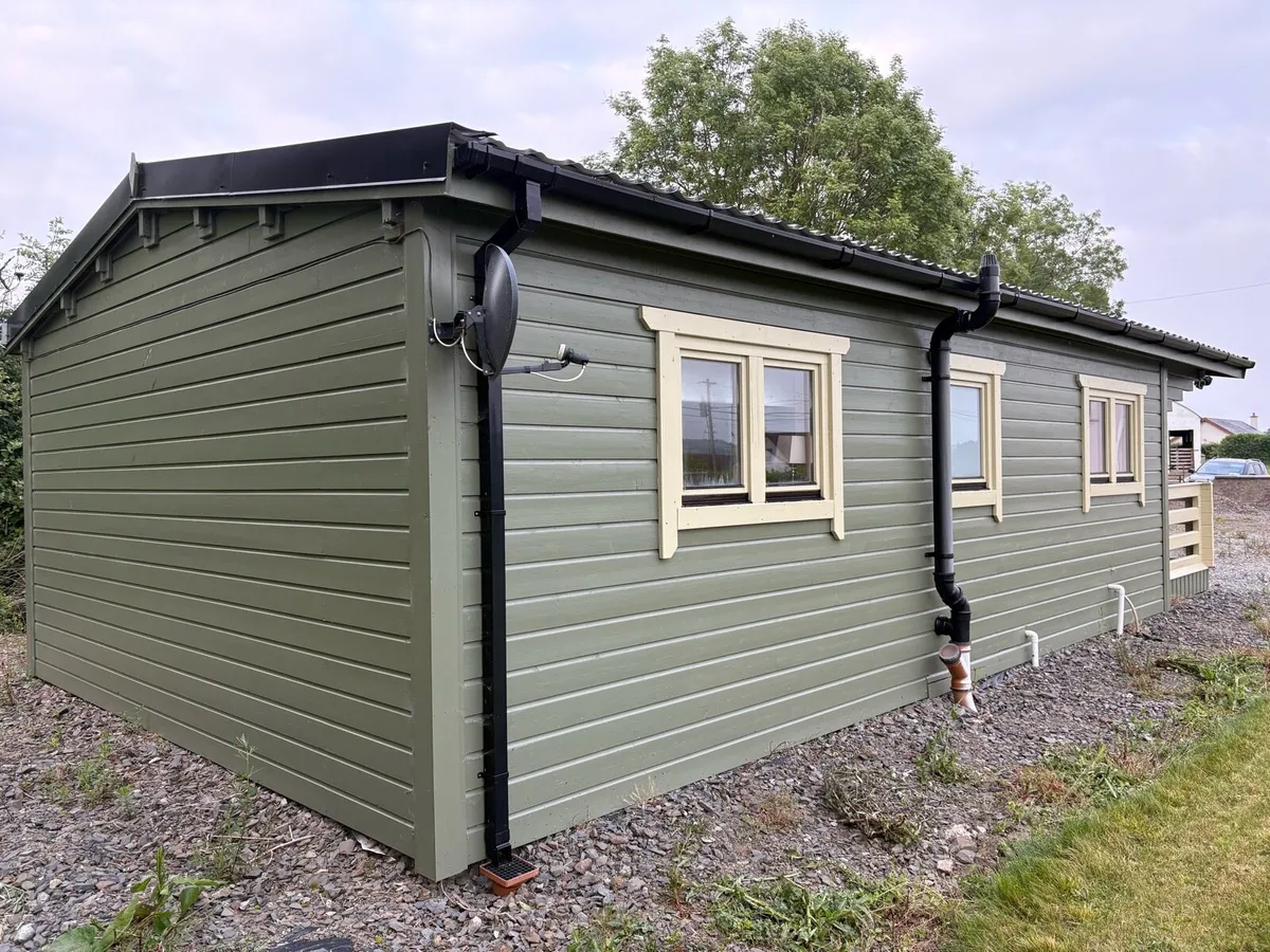 Log Cabin - Image 3