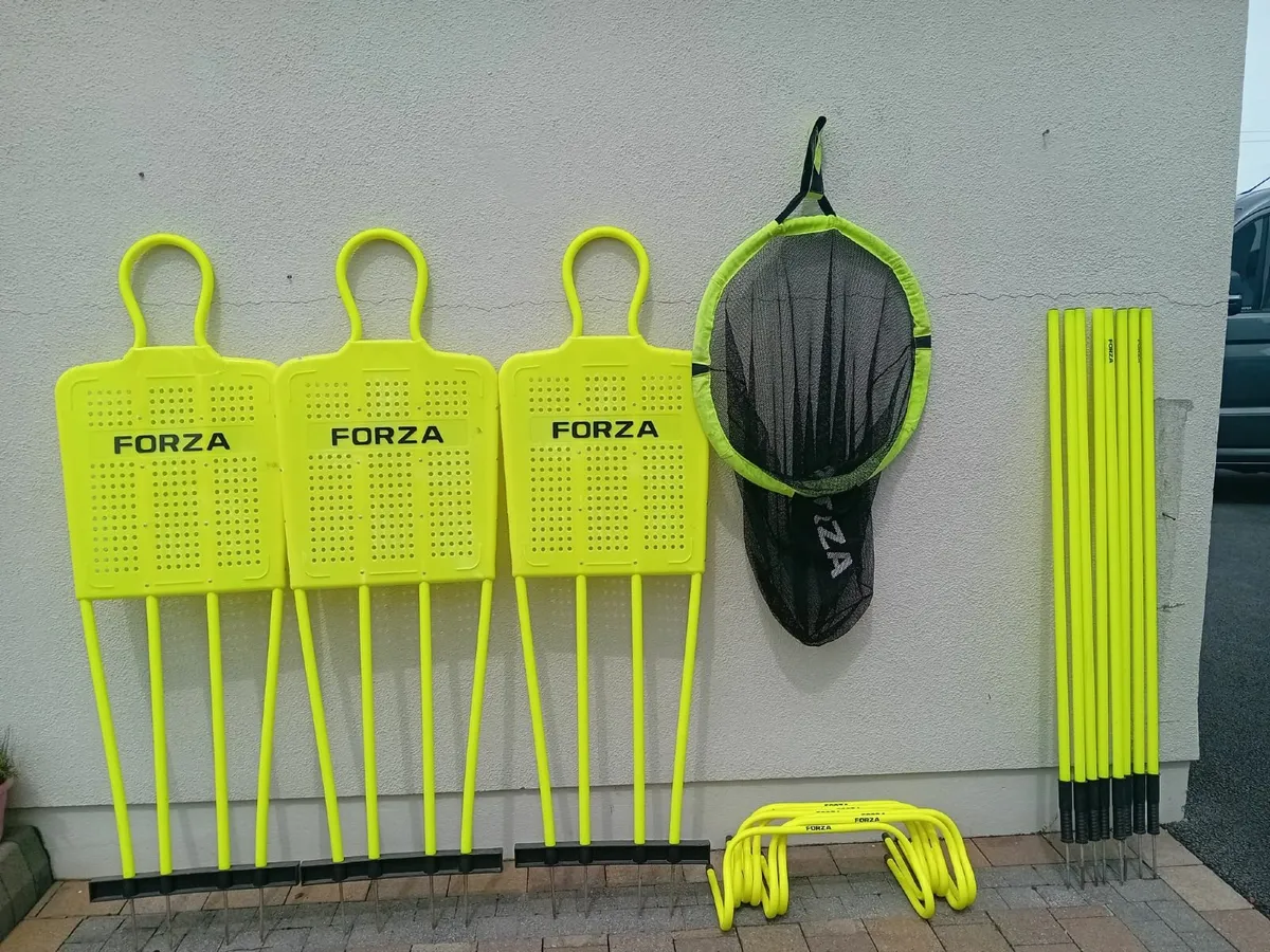 Sports equipment - Image 1