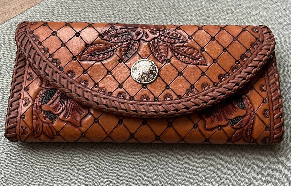 Genuine Leather Wallet - Image 1
