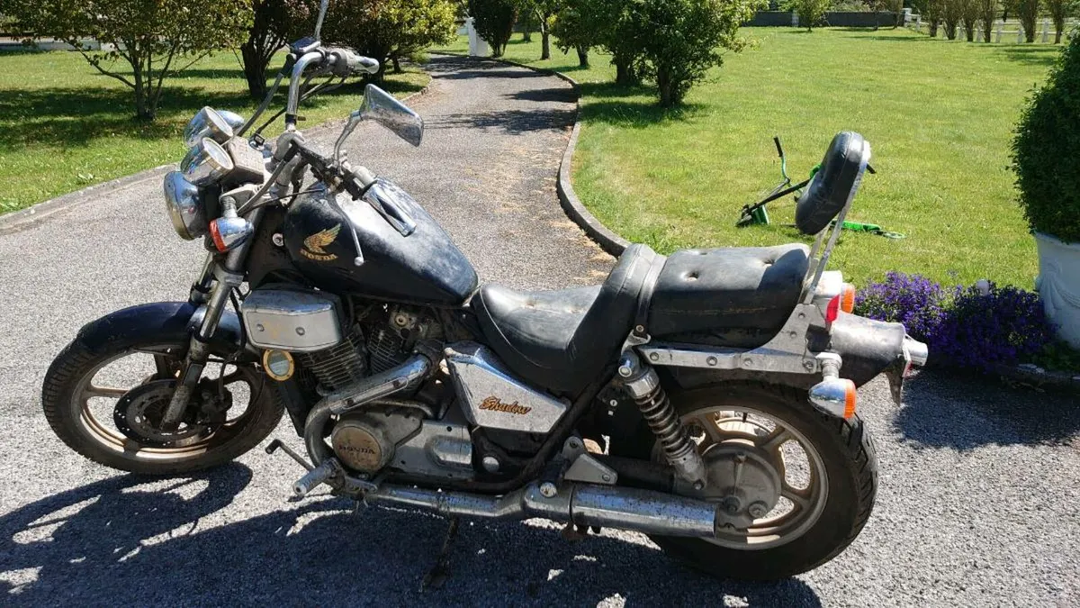 Honda shadow - Image 1