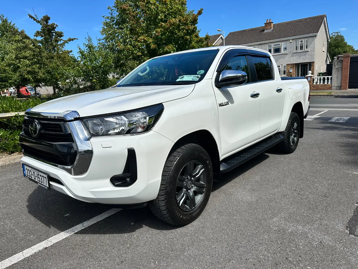 Toyota Hilux 2023 Low Mileage - Image 3