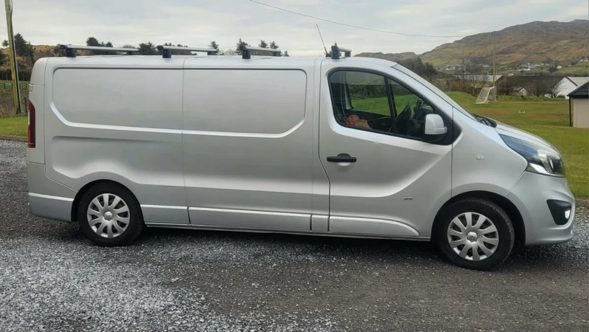 Vauxhall Vivaro Sport - Image 2