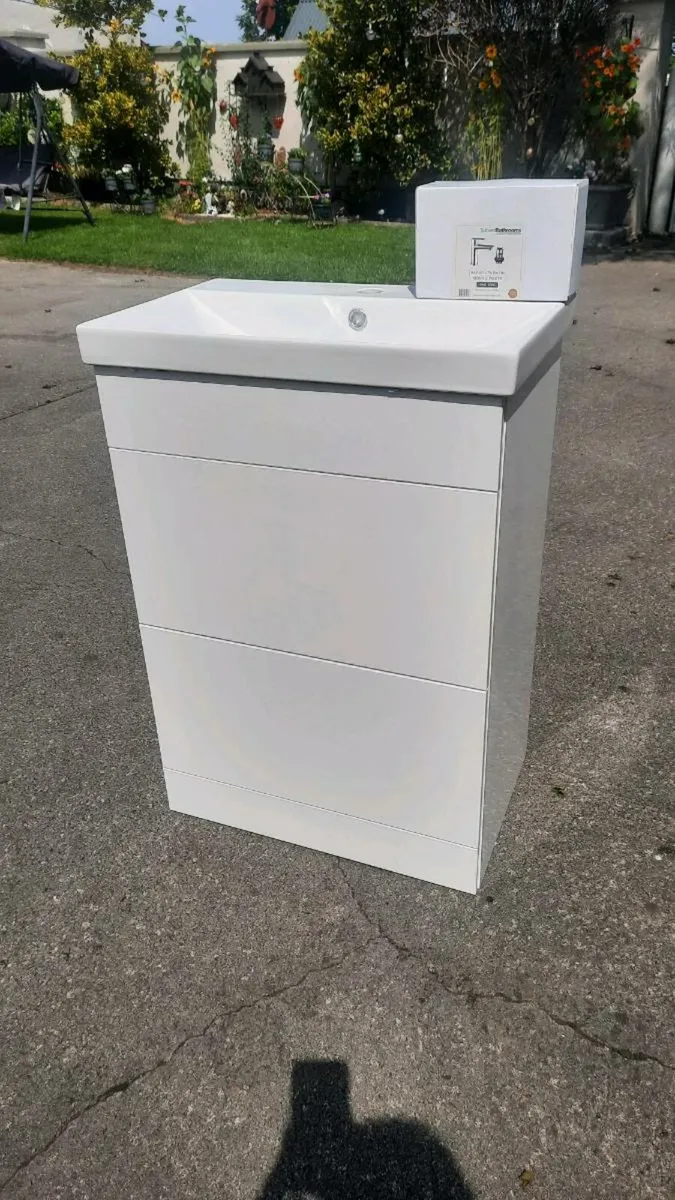 Bathroom Sink Unit - Image 2