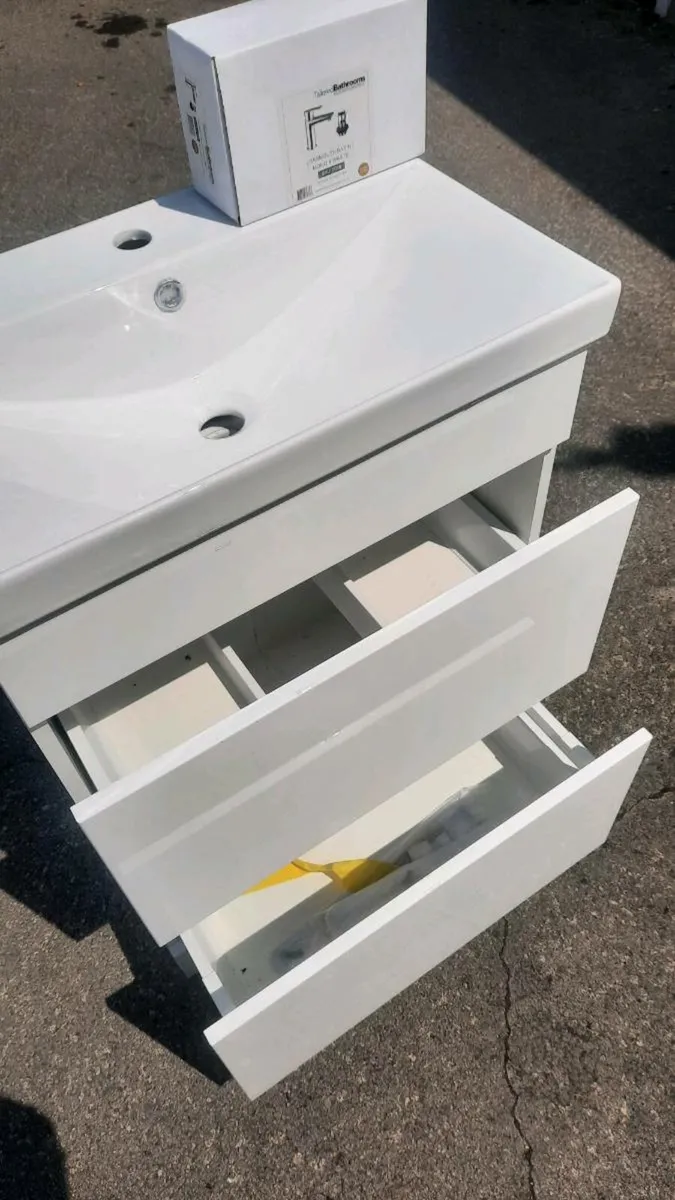 Bathroom Sink Unit - Image 4