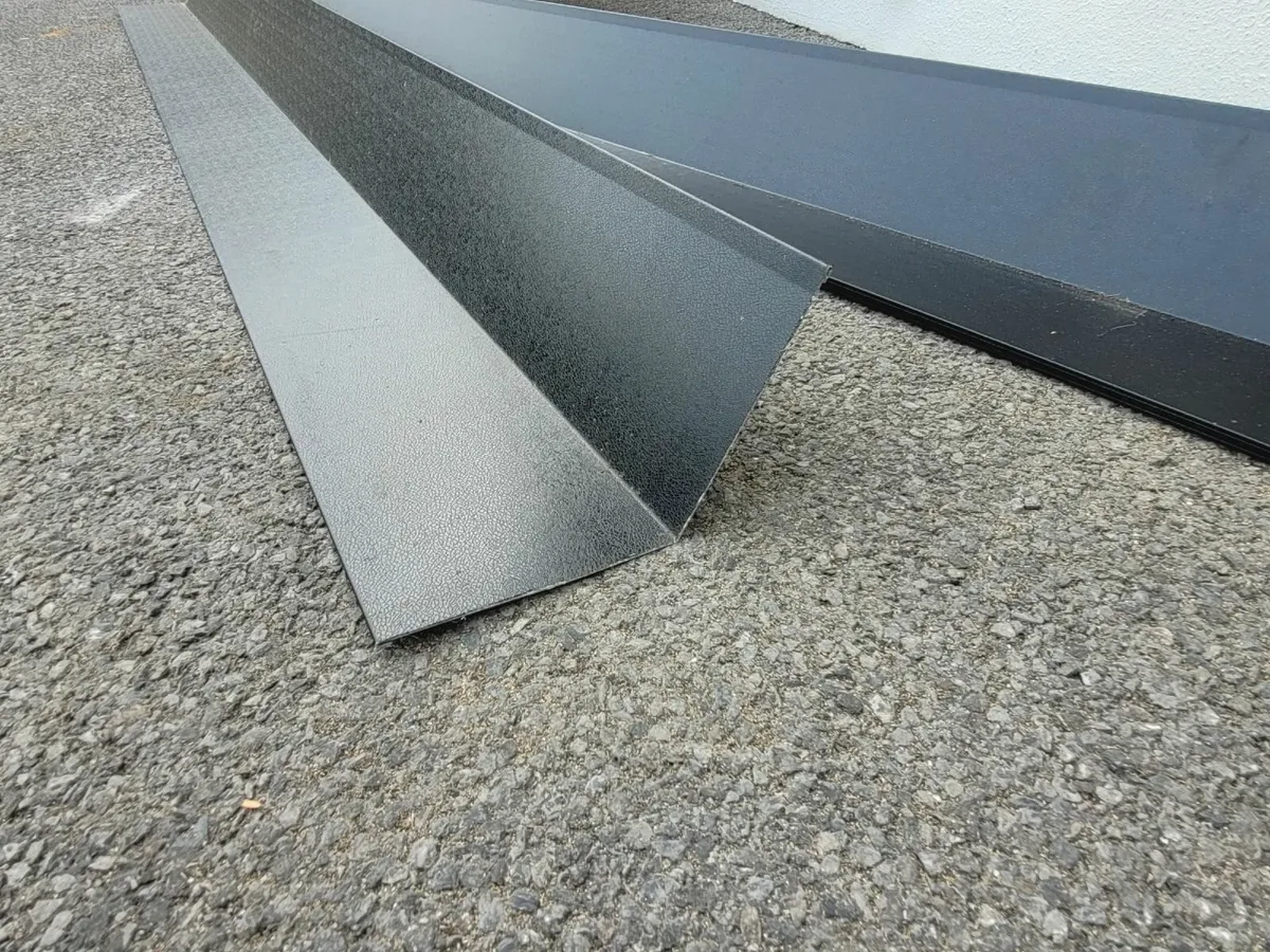 Metal sheeting Flashing and end trim. - Image 1