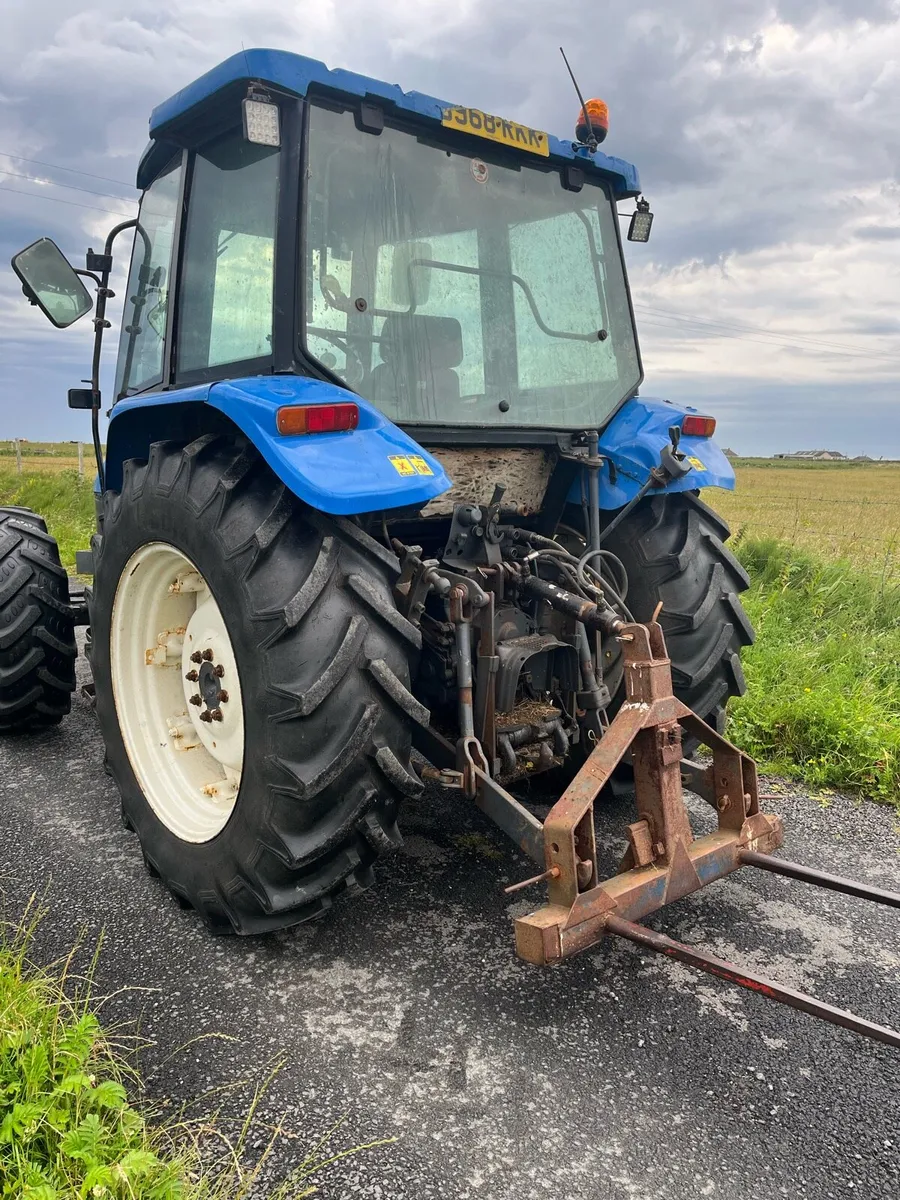 tractor - Image 3