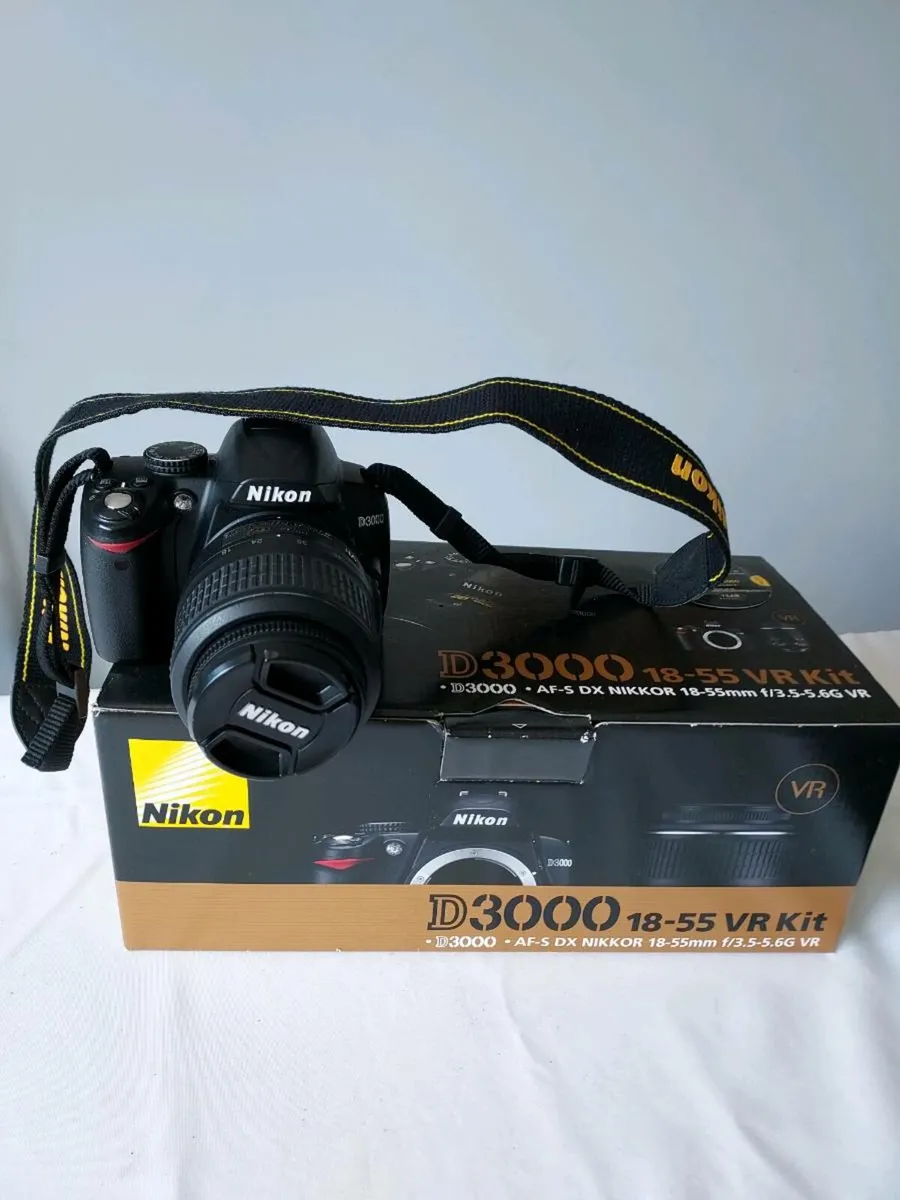 Digital SLR Canera - Image 1