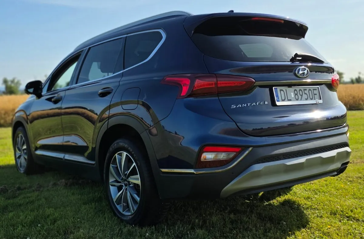 Hyundai Santa Fe Limited LHD - Image 3