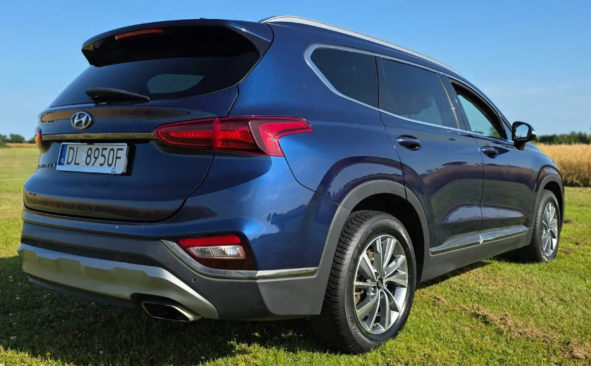 Hyundai Santa Fe Limited LHD - Image 4