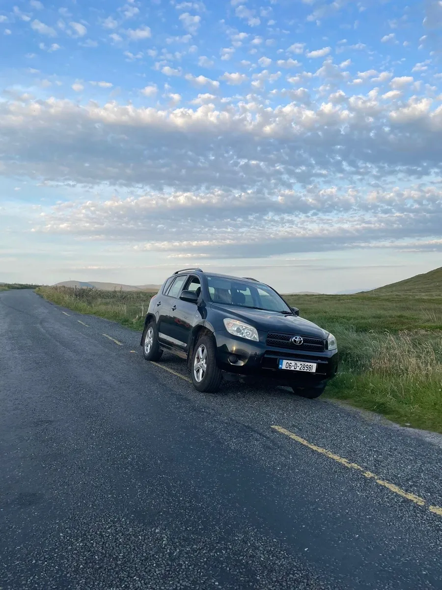 06 Toyota Rav-4 - Image 4