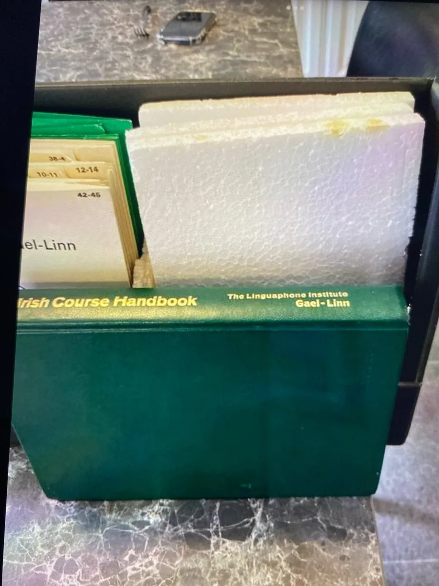 Vintage Linguaphone Gael Linn record set in Irish - Image 1