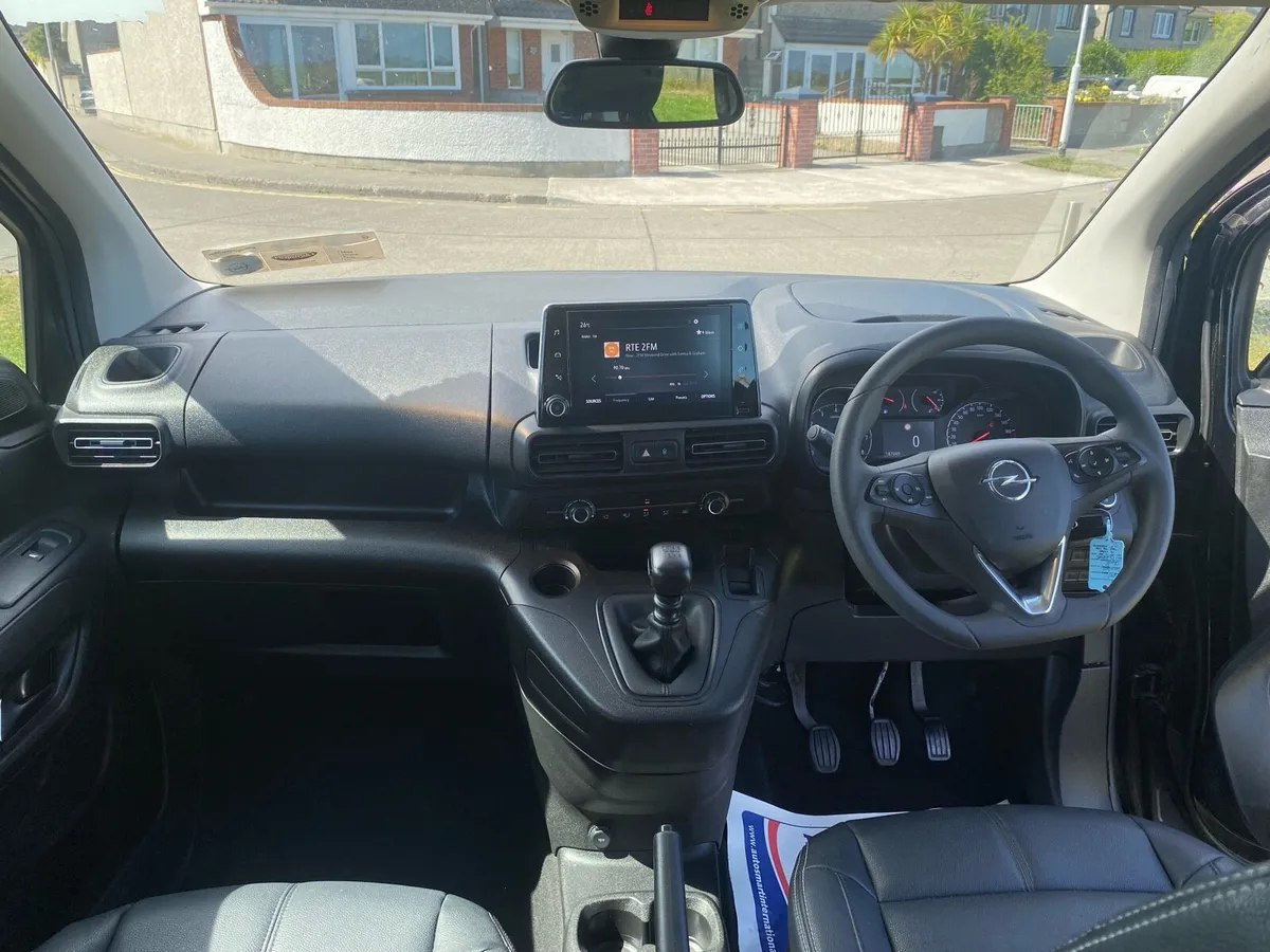 Opel combo 1.5 life 7-seater - Image 2