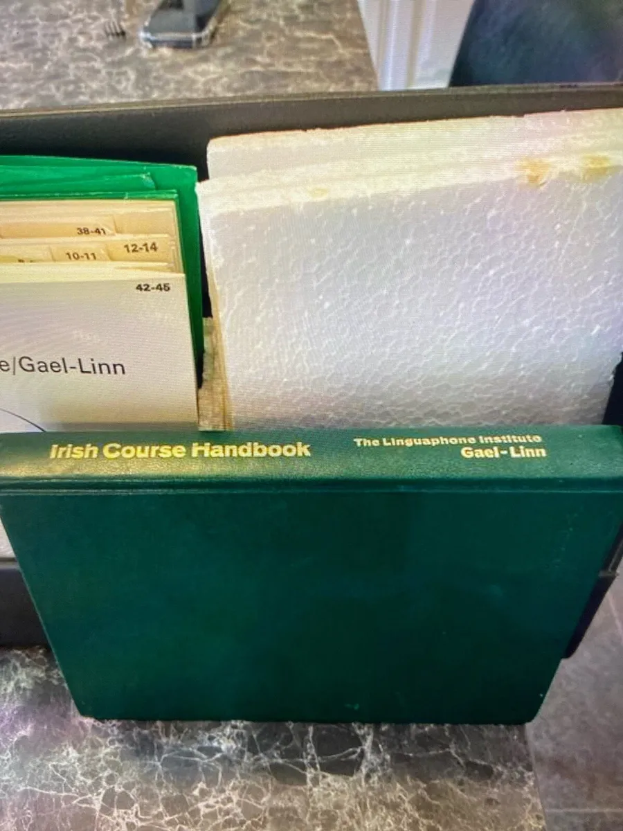 Vintage Linguaphone Gael Linn record set in Irish - Image 2