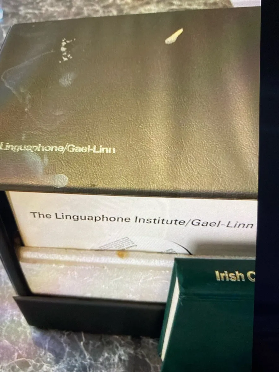 Vintage Linguaphone Gael Linn record set in Irish - Image 4