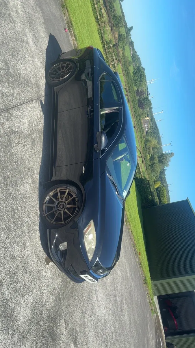 Lexus is250 V6 - Image 1