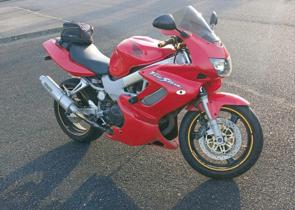 Honda VTR 1000 - Image 3