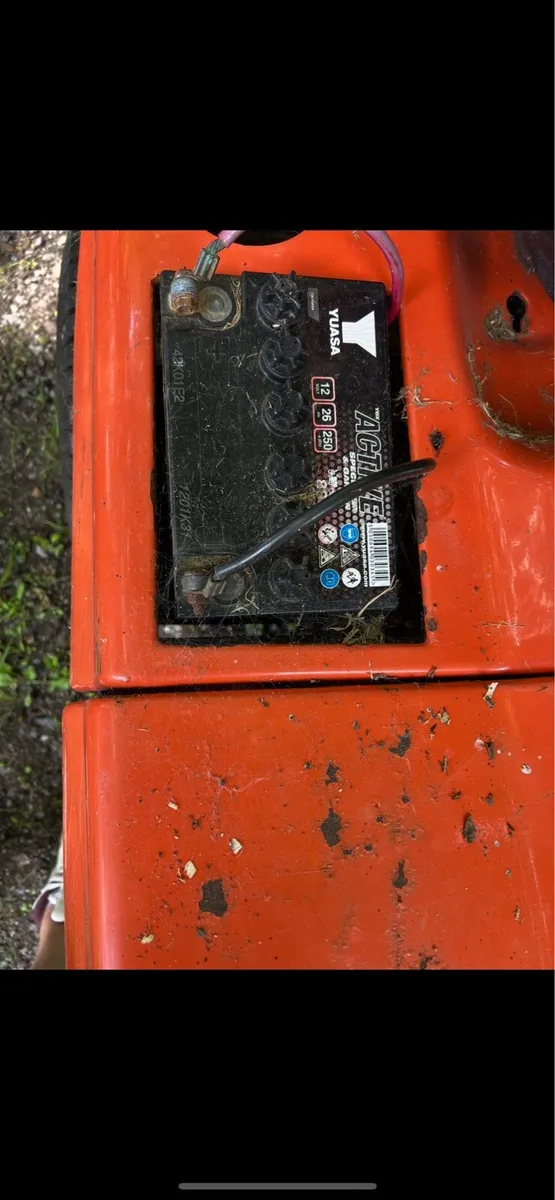 Husqvarna Lawnmower - Image 4