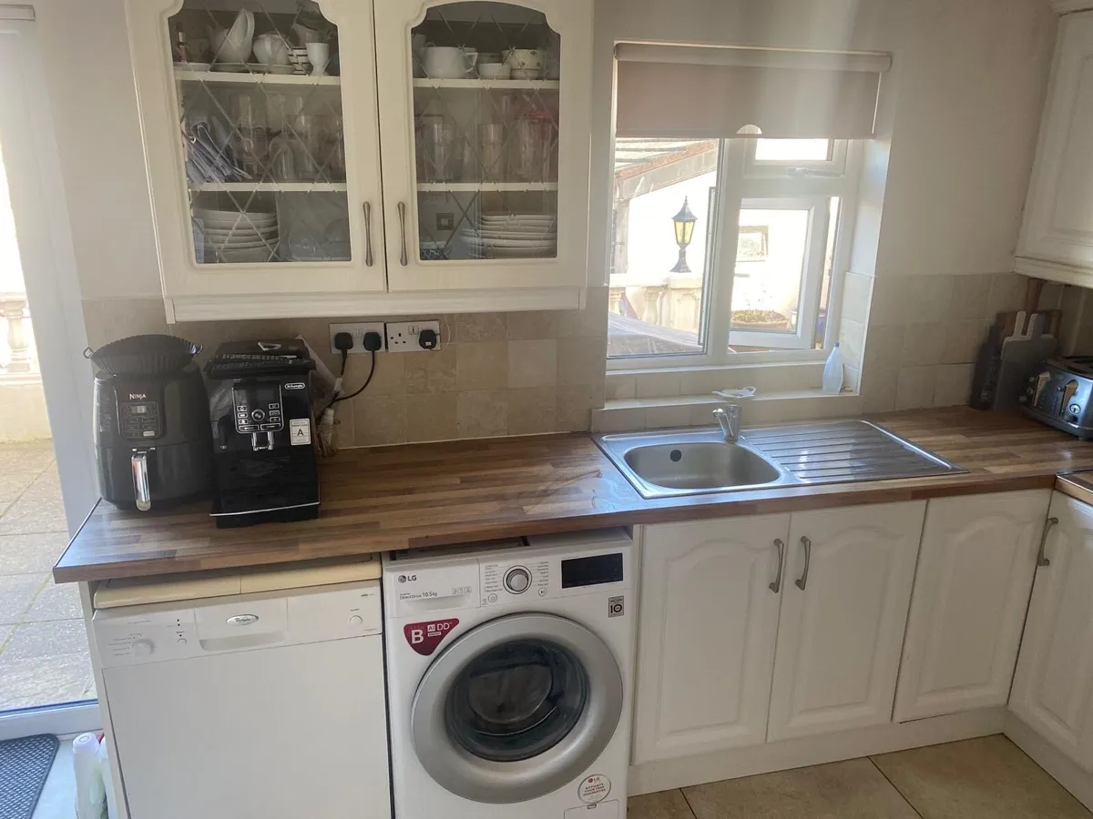 Kitchen units - Image 2