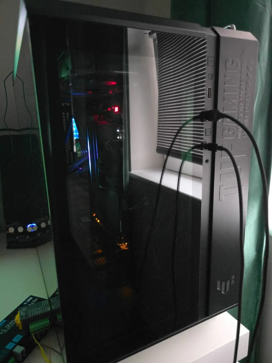 Asus Tuff Gt502 PC case - Image 3